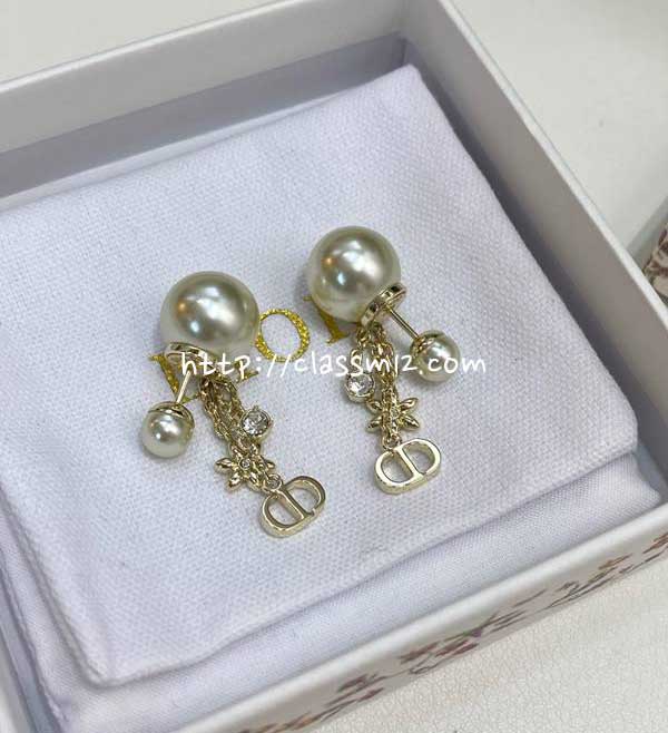 디올 25 한정판 귀걸이 D3368