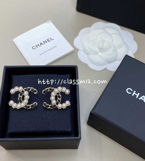 샤넬 25 한정판 귀걸이 D3378