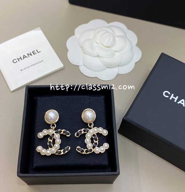샤넬 25 한정판 귀걸이 D3379