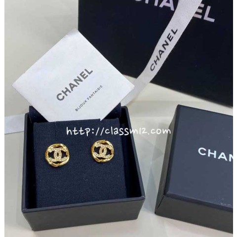 샤넬 25 한정판 귀걸이 D3381