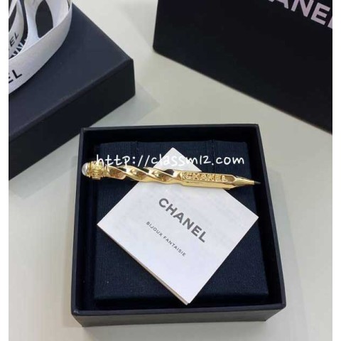 샤넬 25 한정판 헤어웨어 머리핀 D3384