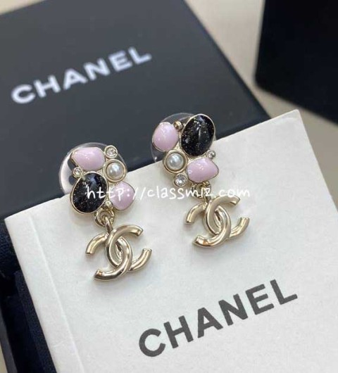 샤넬 25 한정판 귀걸이 D3386