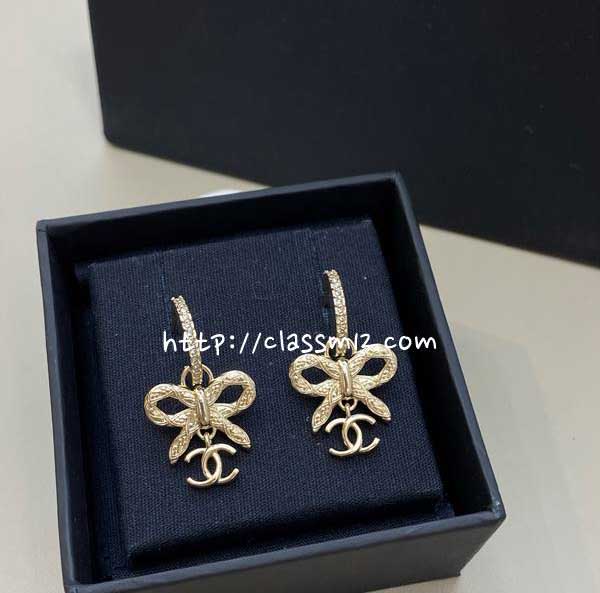 샤넬 25 한정판 귀걸이 D3397