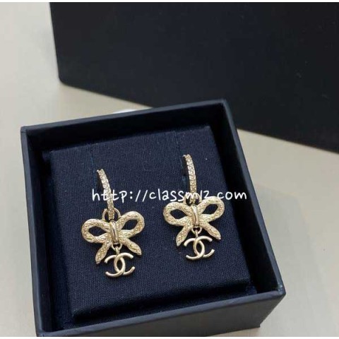 샤넬 25 한정판 귀걸이 D3397
