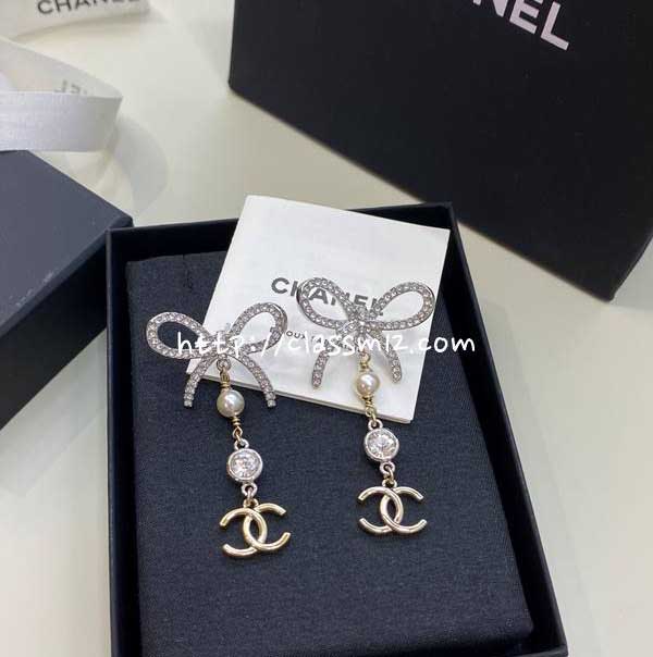 샤넬 25 한정판 귀걸이 D3401