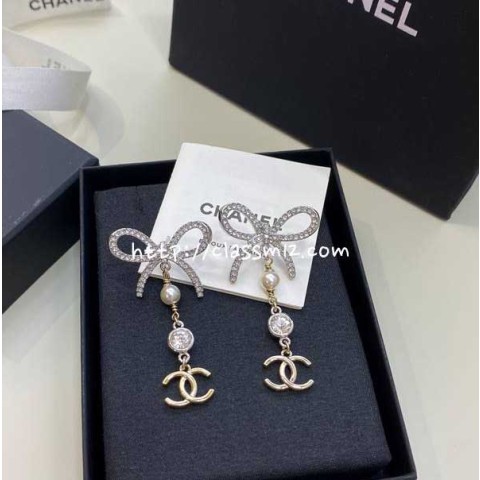 샤넬 25 한정판 귀걸이 D3401