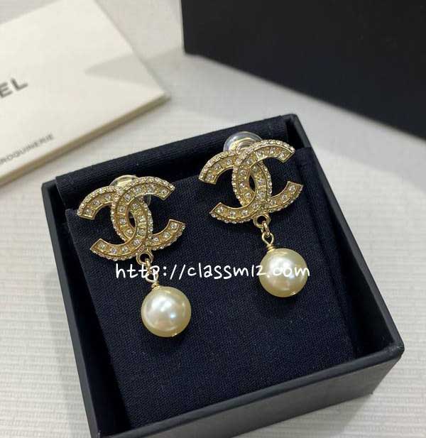 샤넬 25 한정판 귀걸이 D3446