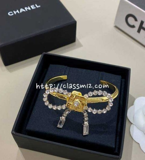 샤넬 25 한정판 팔찌 D3450