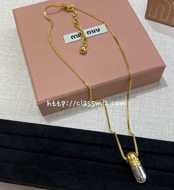 미우미우 25 한정판 목걸이 D3488