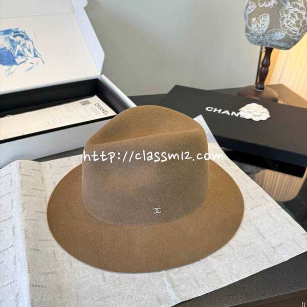 샤넬 25 한정판 양털 보터햇 모자 D3498