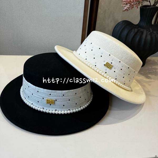 미우미우 25 한정판 양털 보터햇 모자 D3500