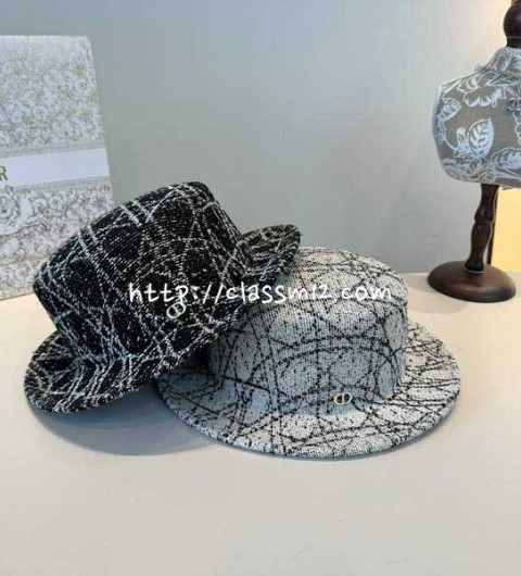 디올 25 한정판 양털 보터햇 모자 D3503