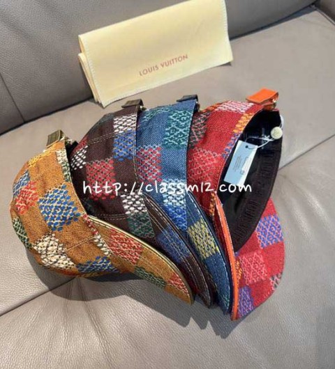 루이비통 25 한정판 볼캡 모자 D3512