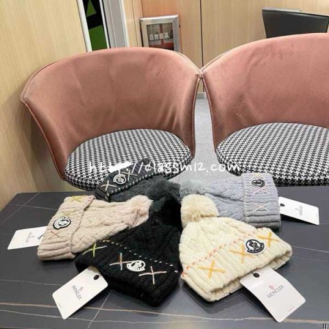 몽클레어 25 한정판 비니 모자 D3526