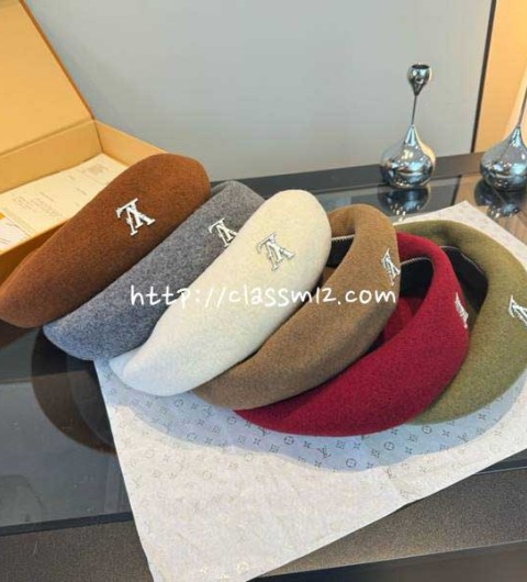 루이비통 25 한정판 양털 베레모 모자 D3544