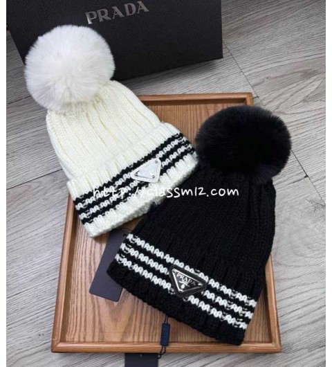 프라다 25 한정판 비니 모자 D3551
