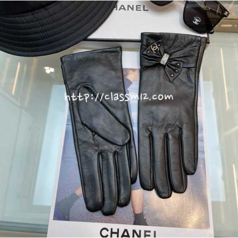 샤넬 25 한정판 여성 양가죽 램스킨 장갑 D3569