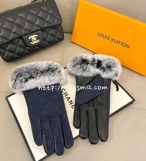 루이비통 25 한정판 양가죽 램스킨 장갑 D3571