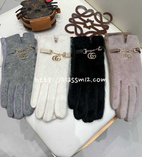 구찌 25 한정판 양털 니트 장갑 D3587
