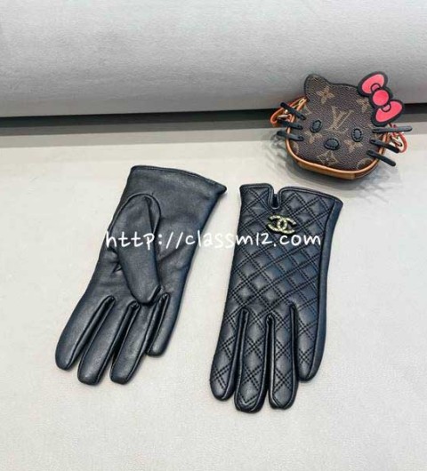 샤넬 25 한정판 여성 양가죽 램스킨 장갑 D3589