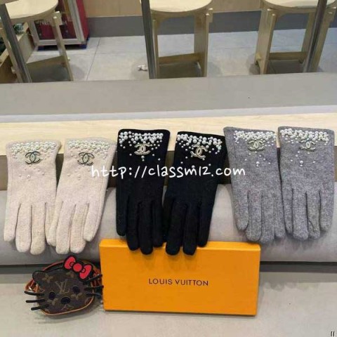 샤넬 25 한정판 양털 니트 장갑 D3590