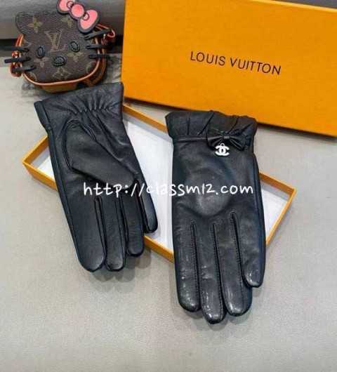 샤넬 25 한정판 여성 양가죽 램스킨 장갑 D3593