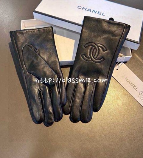샤넬 25 한정판 여성 양가죽 램스킨 장갑 D3601