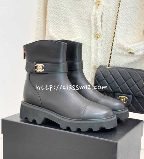 샤넬 25 한정판 여성 부츠 B5490