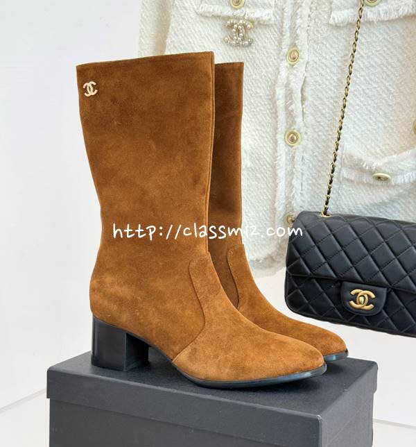샤넬 25 한정판 여성 하이 부츠 B5491