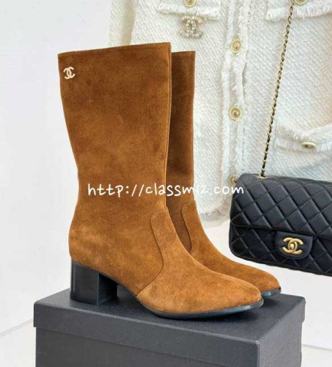 샤넬 25 한정판 여성 하이 부츠 B5491