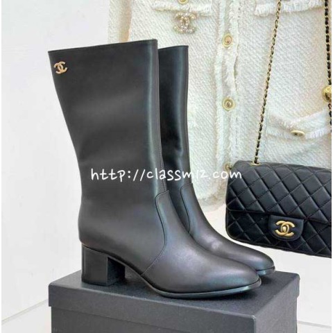 샤넬 25 한정판 여성 하이 부츠 B5492