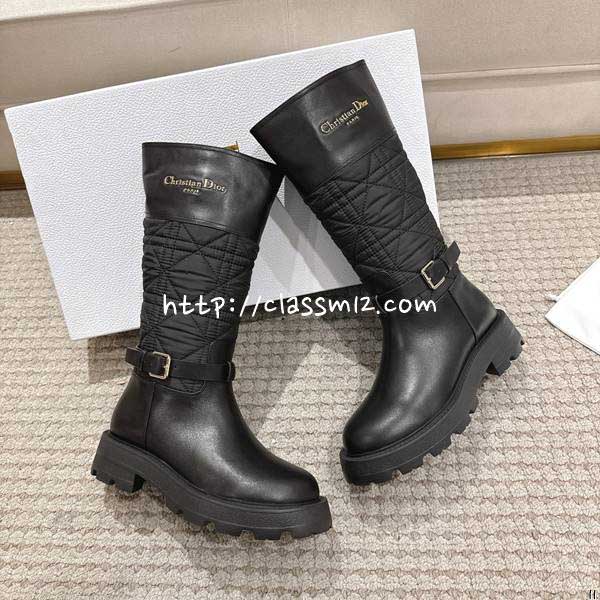 디올 25 한정판 D-Town 여성 소가죽 카프스킨 부츠 B5499