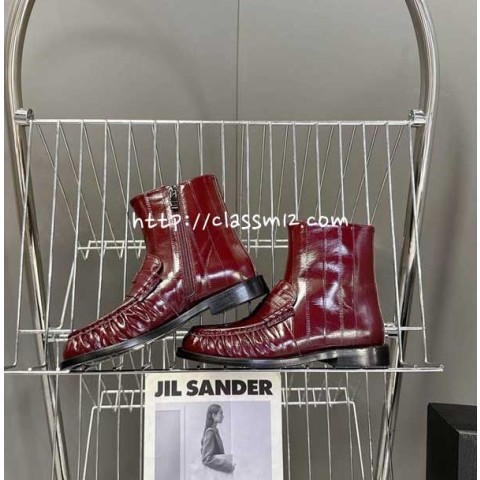 생로랑 25 한정판 여성 소가죽 카프스킨 부츠 B5504