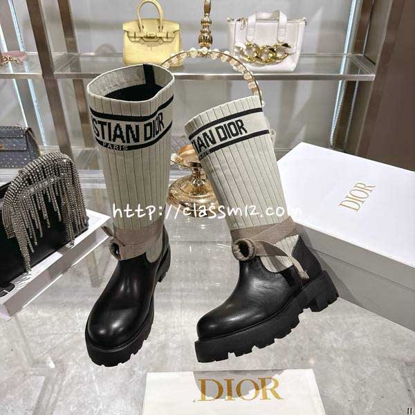 디올 25 한정판 여성 소가죽 카프스킨 부츠 B5507