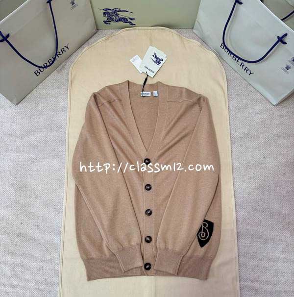 버버리 25 한정판 양털 긴팔 가디건 A14067