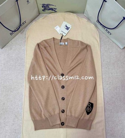 버버리 25 한정판 양털 긴팔 가디건 A14067