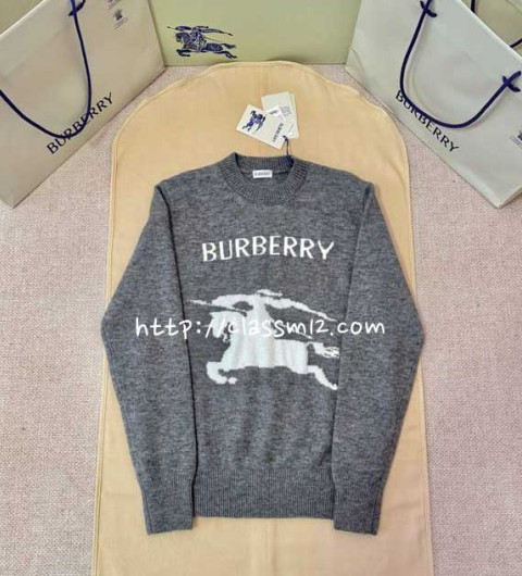 버버리 25 한정판 양털 긴팔 니트 A14075