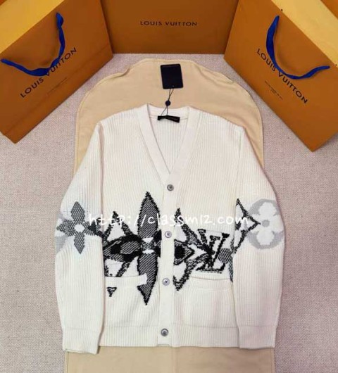 루이비통 25 한정판 양털 긴팔 가디건 A14080