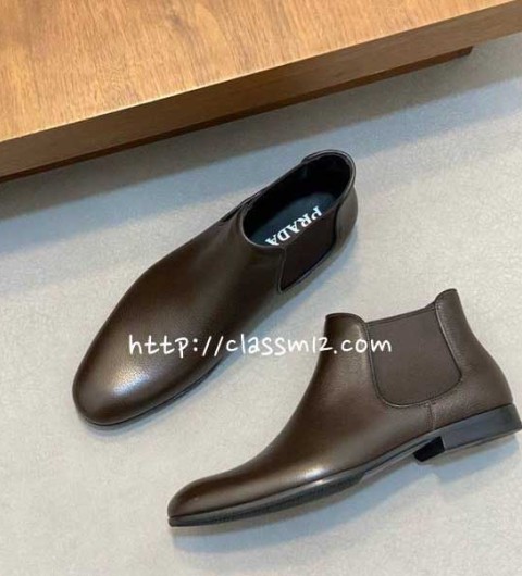 프라다 25 한정판 소가죽 카프스킨 부츠 B5515