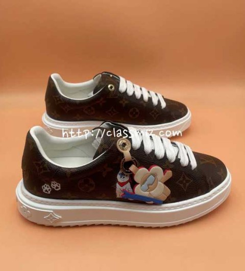 루이비통 25 한정판 남여공용 소가죽 카프스킨 운동화 B5522