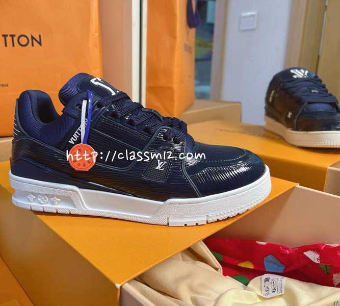 루이비통 25 한정판 남여공용 운동화 B5527