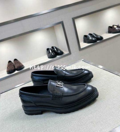 돌체앤가바나 25 한정판 소가죽 카프스킨 신발 B5551