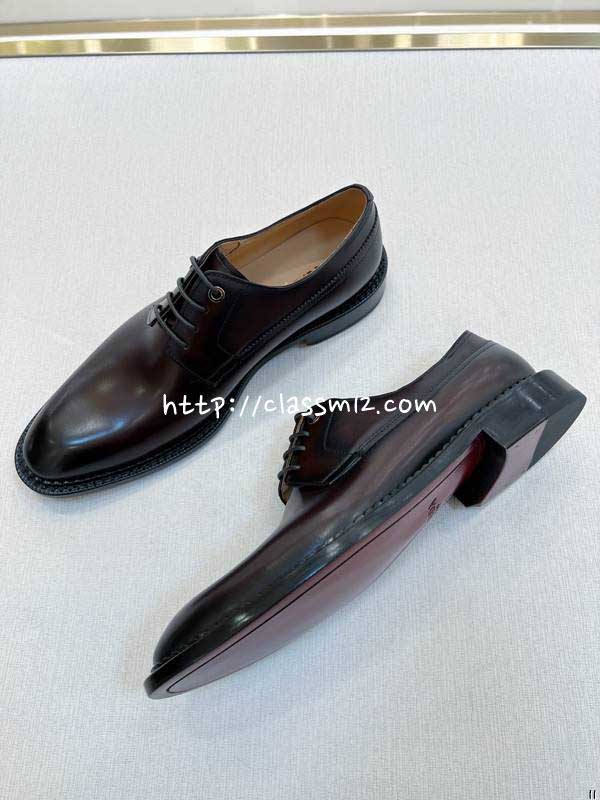 프라다 25 한정판 소가죽 카프스킨 신발 B5557