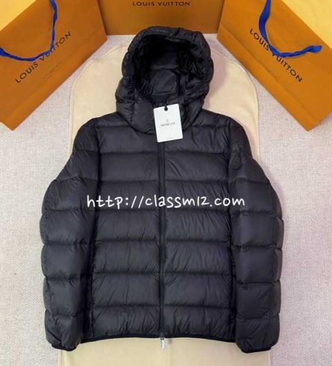 몽클레어 25 한정판 거위털 긴팔 후드 패딩 자켓 A14107