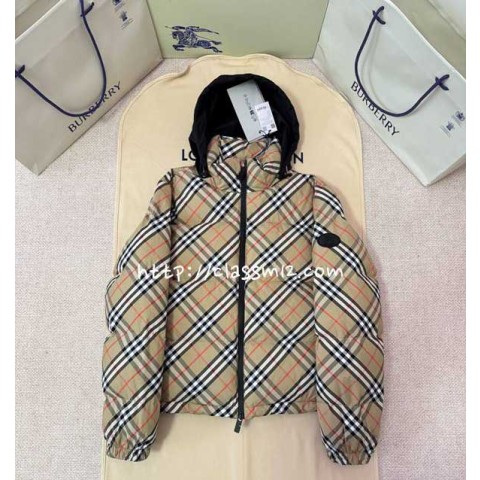 버버리 25 한정판 양면 긴팔 후드 패딩 자켓 A14111
