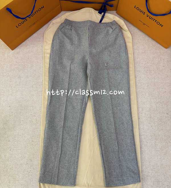루이비통 25 한정판 양털 긴바지 A14155