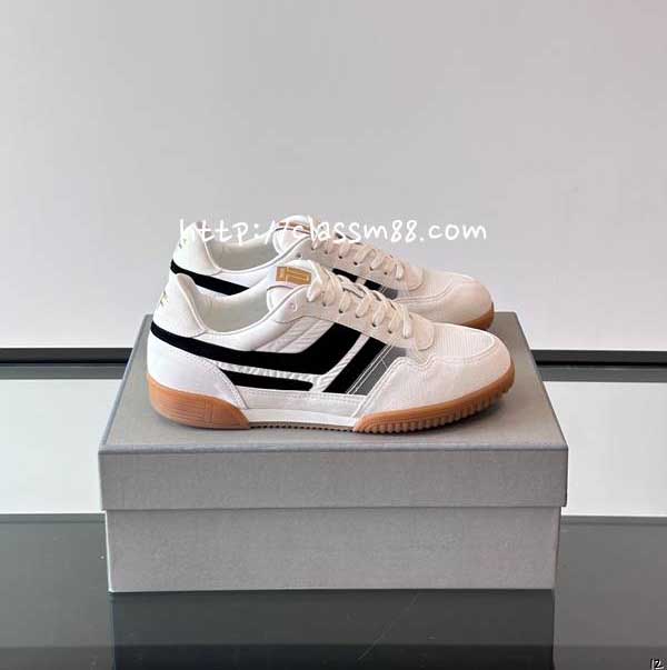 톰포드 25 한정판 소가죽 카프스킨 운동화 B5568