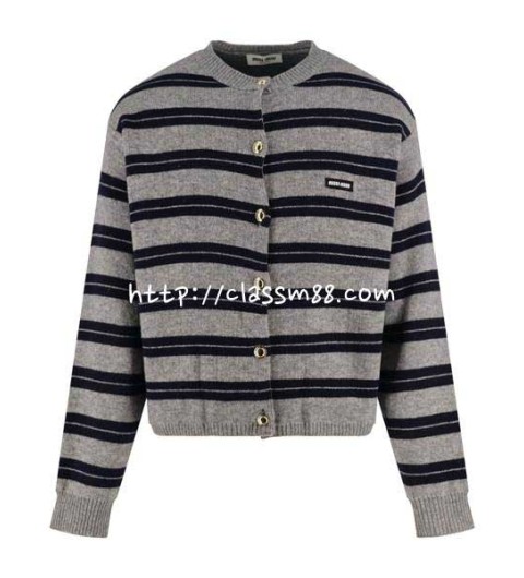 미우미우 25 한정판 양털 긴팔 가디건 A14227