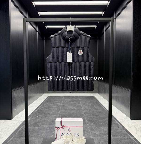 몽클레어 25 한정판 남여공용 Christopher Raxxy 거위털 민소매 패딩 조끼 자캣 A14229