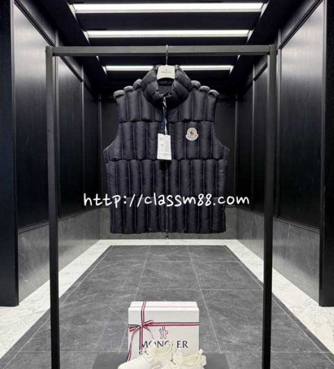몽클레어 25 한정판 남여공용 Christopher Raxxy 거위털 민소매 패딩 조끼 자캣 A14229